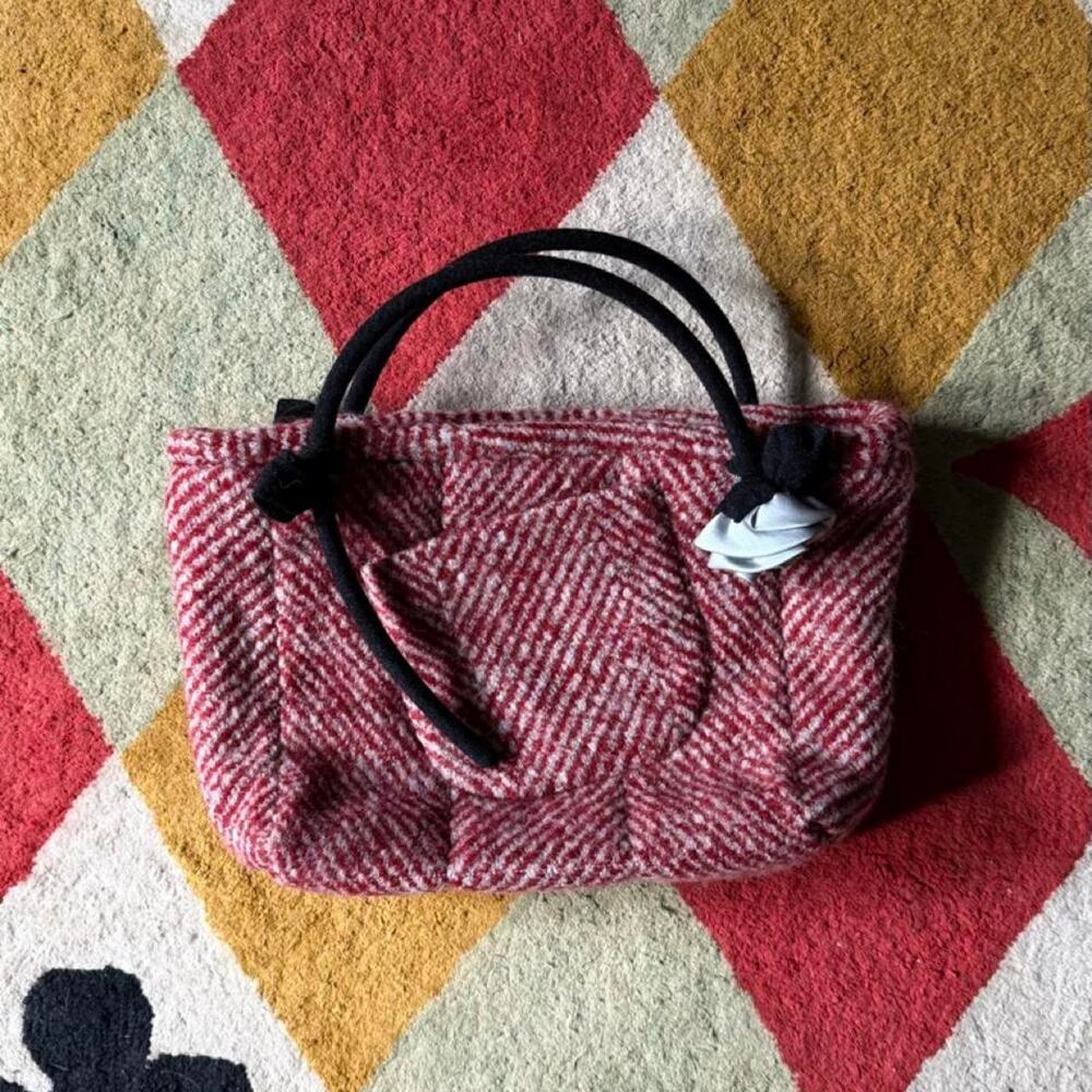 90s wool rose stem purse